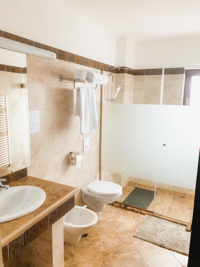 Hotel Curtea Bizantina à Suceava Extérieur photo